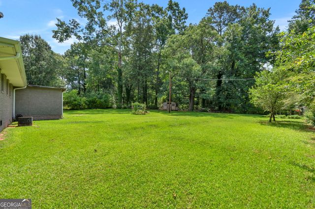 4854 Rosewood Drive SW, Lilburn, GA 30047