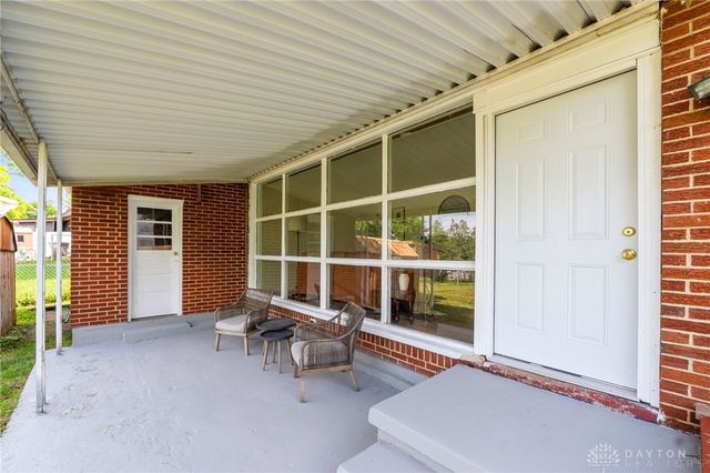 1157 Oakhill Avenue, Fairborn, OH 45324