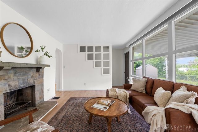 1157 Oakhill Avenue, Fairborn, OH 45324