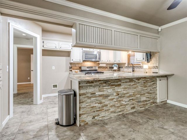 9304 Mayview Circle, Oklahoma City, OK 73159