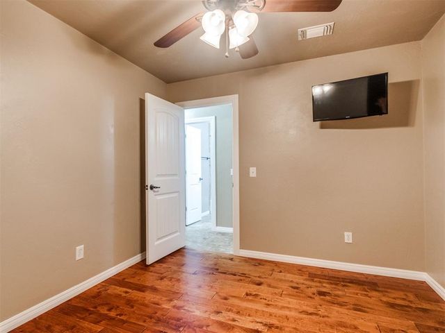 9304 Mayview Circle, Oklahoma City, OK 73159
