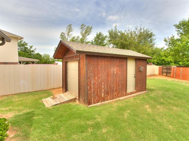 9304 Mayview Circle, Oklahoma City, OK 73159