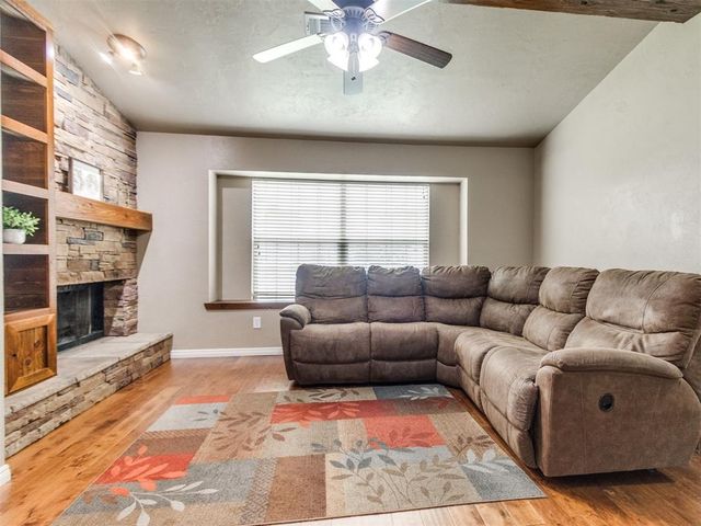 9304 Mayview Circle, Oklahoma City, OK 73159