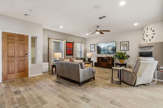 5632 Sagan Loop SE, Albuquerque, NM 87106