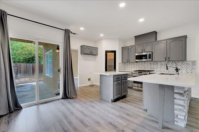 1811 Alyssa Dr, Yuba City, CA 95993