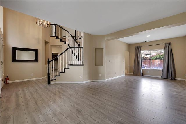 1811 Alyssa Dr, Yuba City, CA 95993