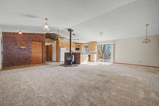 13771 West Court, Pine Grove, CA 95665
