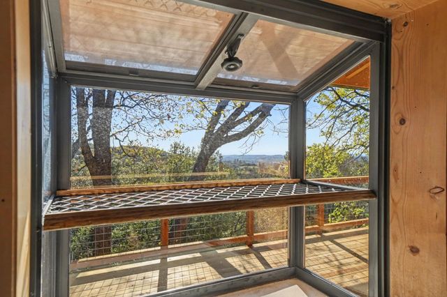 13771 West Court, Pine Grove, CA 95665