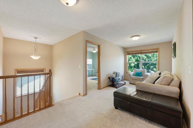 1774 Fox Run, Shakopee, MN 55379