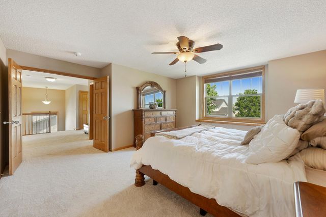 1774 Fox Run, Shakopee, MN 55379