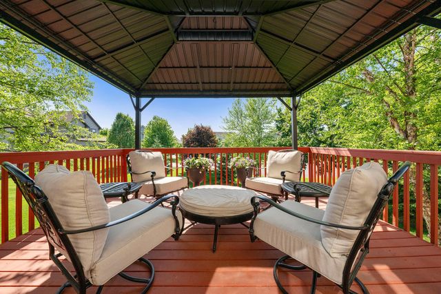 1774 Fox Run, Shakopee, MN 55379