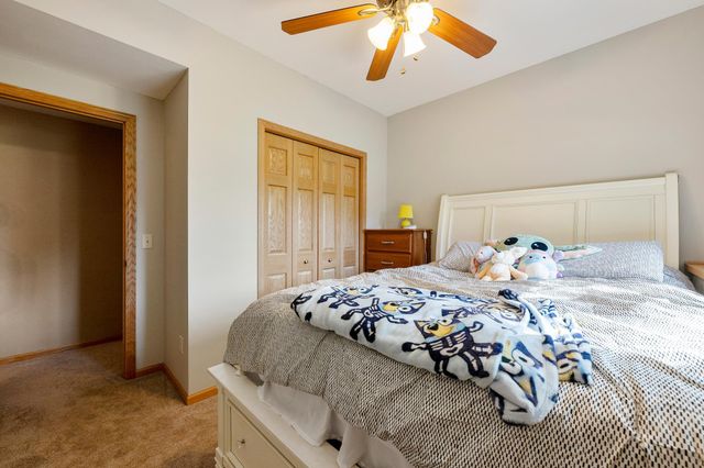 1774 Fox Run, Shakopee, MN 55379