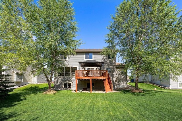 1774 Fox Run, Shakopee, MN 55379