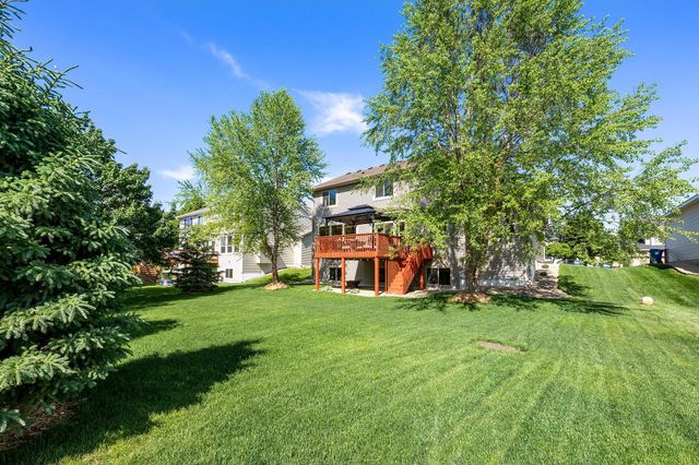 1774 Fox Run, Shakopee, MN 55379
