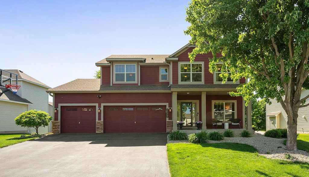 1774 Fox Run, Shakopee, MN 55379