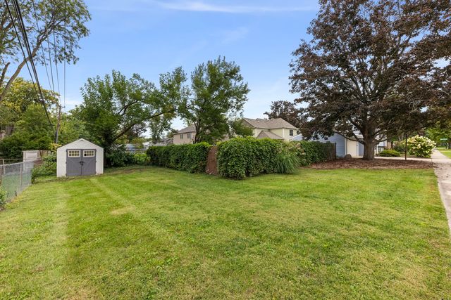846 HAMMERSCHMIDT Avenue, Lombard, IL 60148