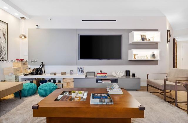 1581 Brickell Ave 506, Miami, FL 33129