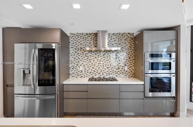 1581 Brickell Ave 506, Miami, FL 33129