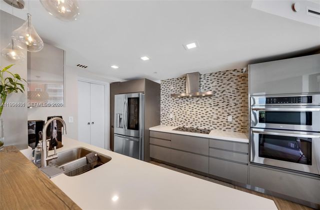 1581 Brickell Ave 506, Miami, FL 33129