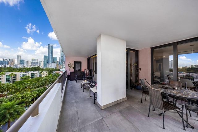 1581 Brickell Ave 506, Miami, FL 33129