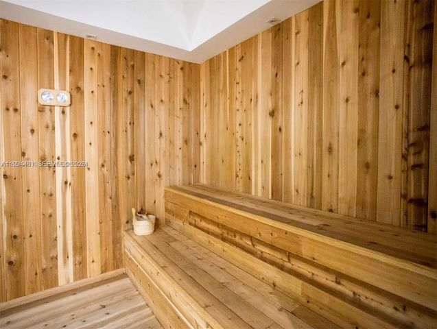 1581 Brickell Ave 506, Miami, FL 33129