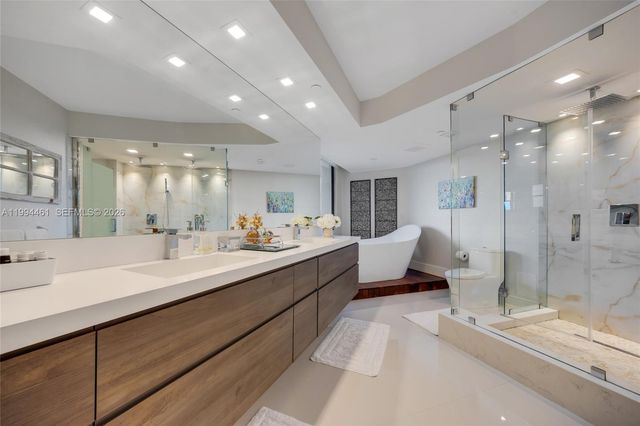 1581 Brickell Ave 506, Miami, FL 33129