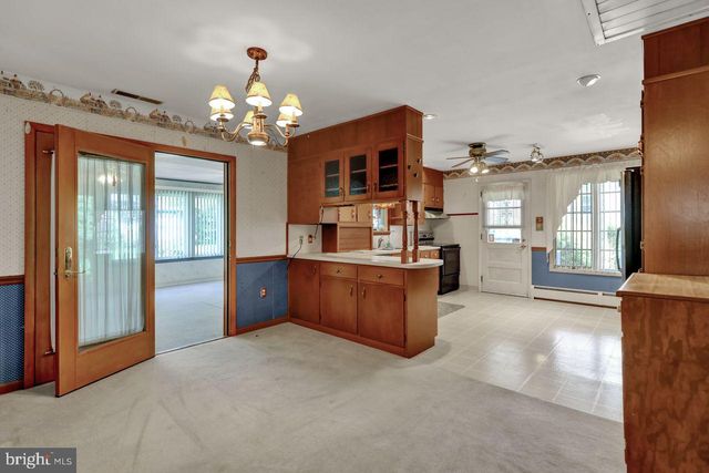 3431 EARL ST, Reading, PA 19605