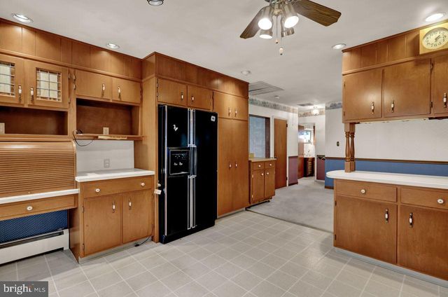 3431 EARL ST, Reading, PA 19605