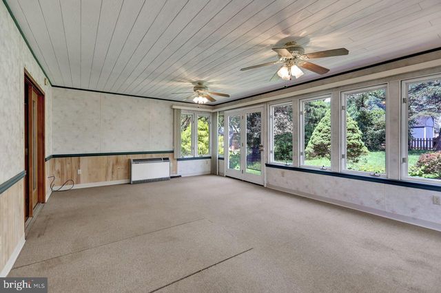 3431 EARL ST, Reading, PA 19605