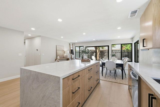 268 Clearpark Circle, San Jose, CA 95136