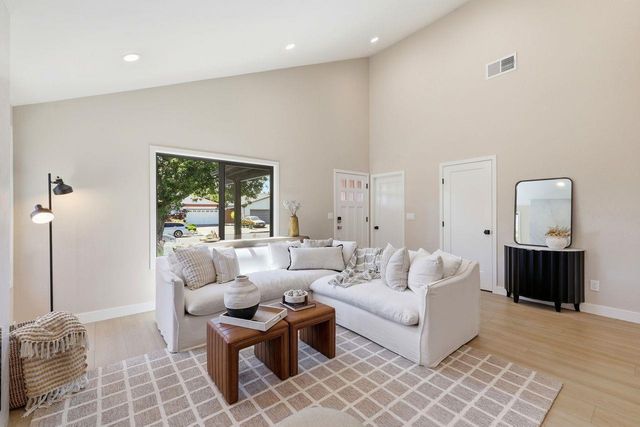 268 Clearpark Circle, San Jose, CA 95136