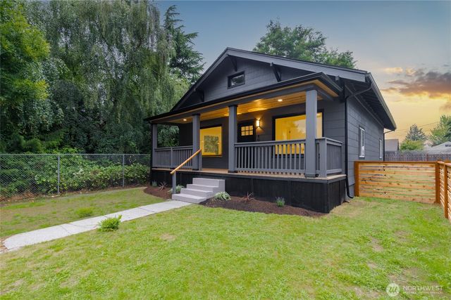 4015 S Yakima Avenue, Tacoma, WA 98418