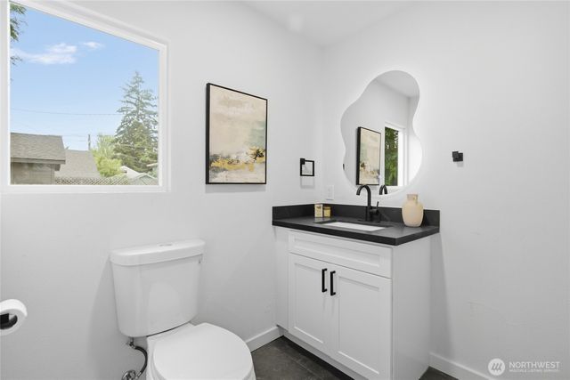 4015 S Yakima Avenue, Tacoma, WA 98418
