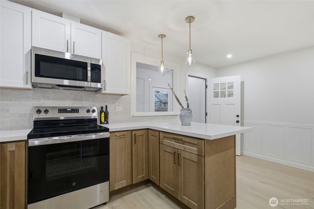 4015 S Yakima Avenue, Tacoma, WA 98418