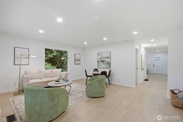 4015 S Yakima Avenue, Tacoma, WA 98418