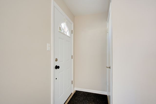 7519 W Argyle Street, Harwood Heights, IL 60706