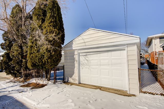 7519 W Argyle Street, Harwood Heights, IL 60706