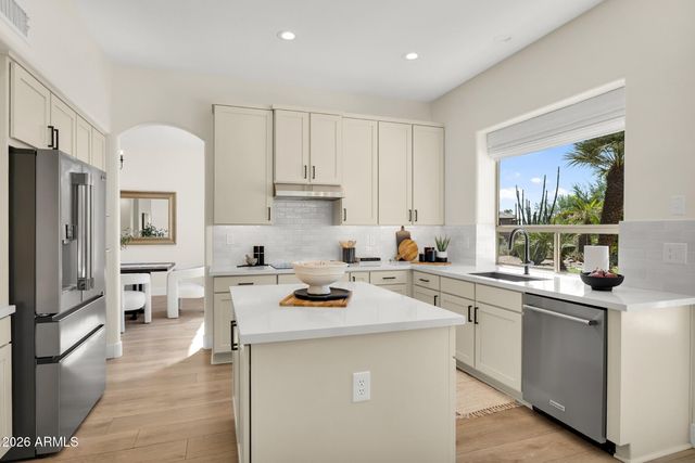 29526 N 67th Street, Scottsdale, AZ 85266