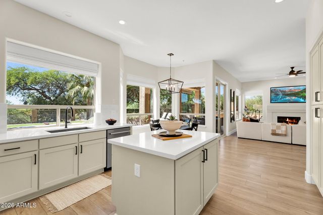 29526 N 67th Street, Scottsdale, AZ 85266