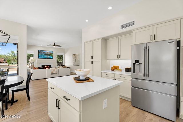 29526 N 67th Street, Scottsdale, AZ 85266