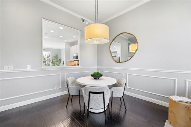 208 Village Lane, Foster City, CA 94404