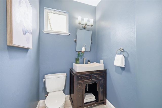 208 Village Lane, Foster City, CA 94404