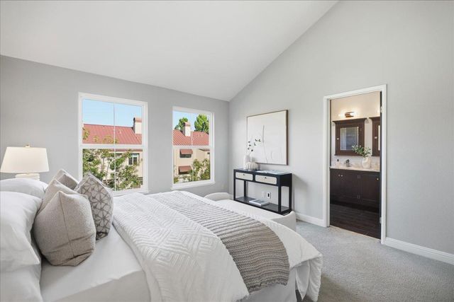 208 Village Lane, Foster City, CA 94404
