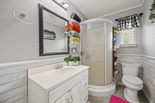 81 Elm St, Stanton, KY 40380