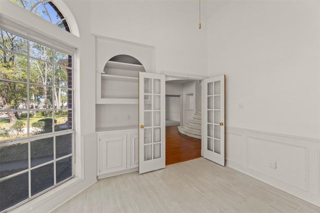15510 Misty Hollow Drive, Houston, TX 77068