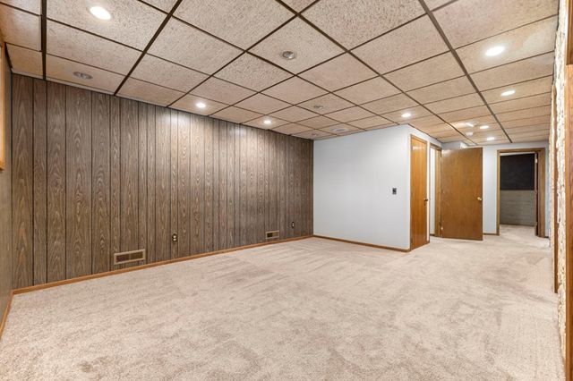 11716 Edgewood Avenue N, Champlin, MN 55316