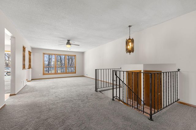 11716 Edgewood Avenue N, Champlin, MN 55316