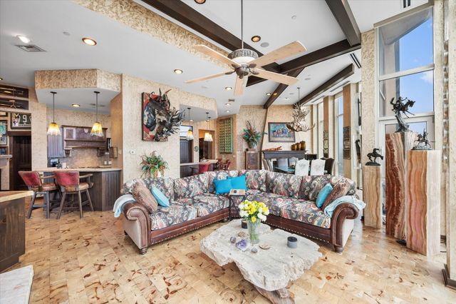 500 Throckmorton Street 3512, Fort Worth, TX 76102