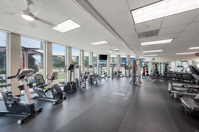 500 Throckmorton Street 3512, Fort Worth, TX 76102