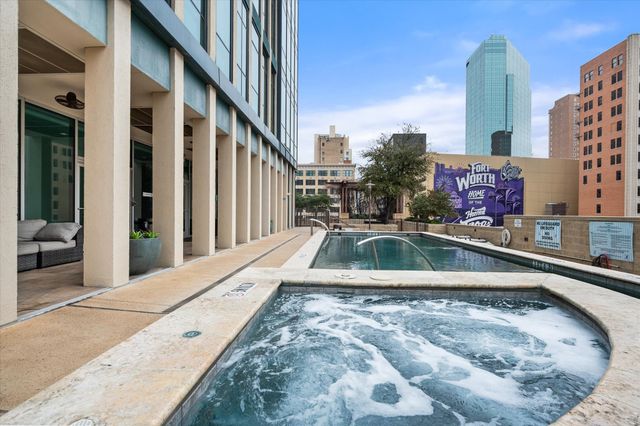 500 Throckmorton Street 3512, Fort Worth, TX 76102